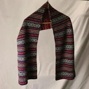 Reversible knit acrylic scarf nordic pattern NWT reds blues stripped ultra soft
